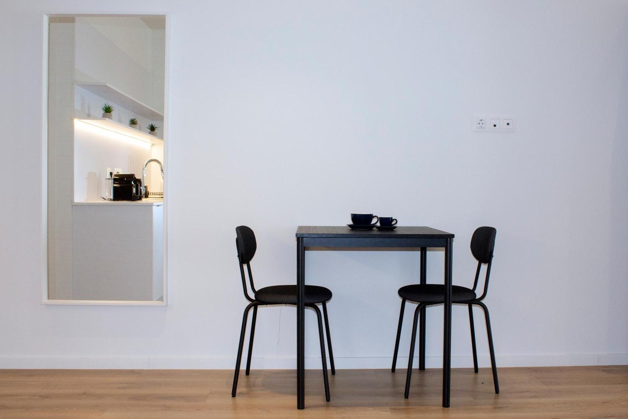 Frinely Apartments Athens Ngoại thất bức ảnh